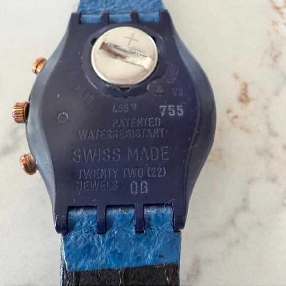 Swatch ‘Vintage’ Chronograph Watch - Picture 5 of 5